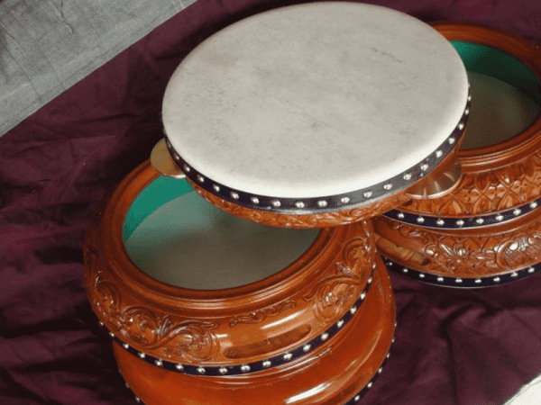 Alat Kesenian